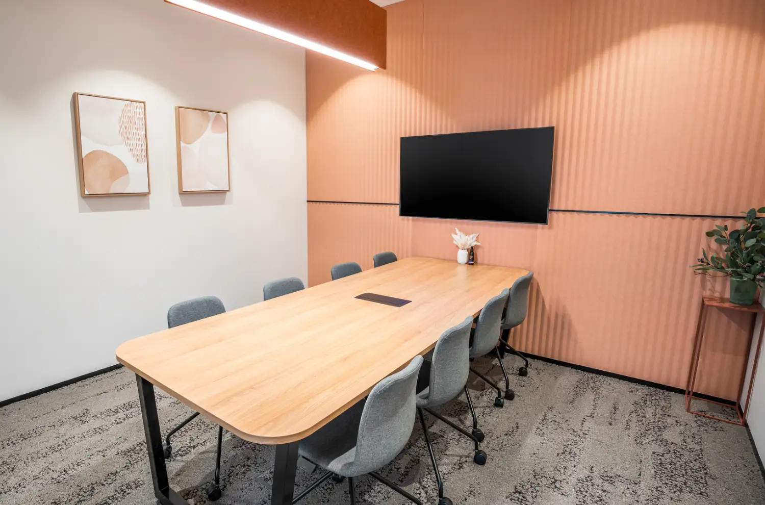 Deep Creek Meeting Room At Waterman Eastland 1