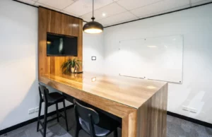 Standing Room 4 Person Waterman Narre Warren