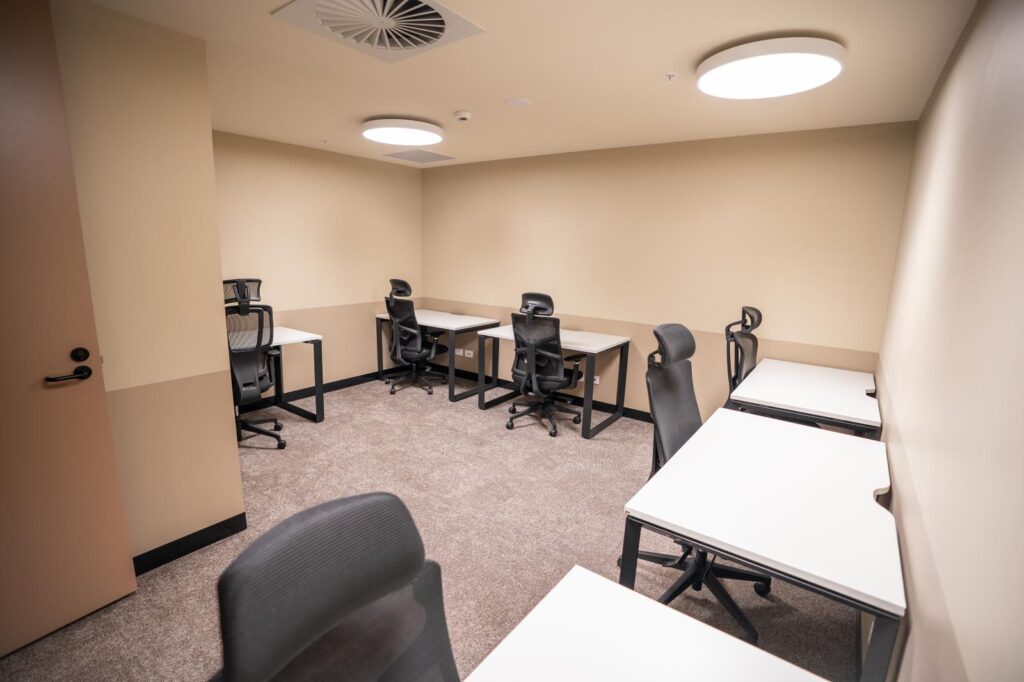 Waterman Collins Street Coworking Centre in Melbourne CBD 6 Person Day Office Room Hire