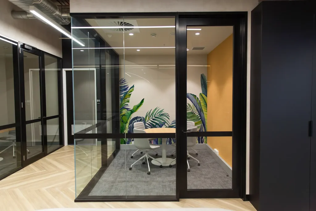 Waterman Abbotsford Consult 2 4 Person Meeting Room