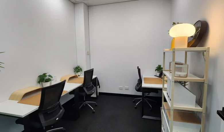 Suite 4 Chadstone 3 Person Office